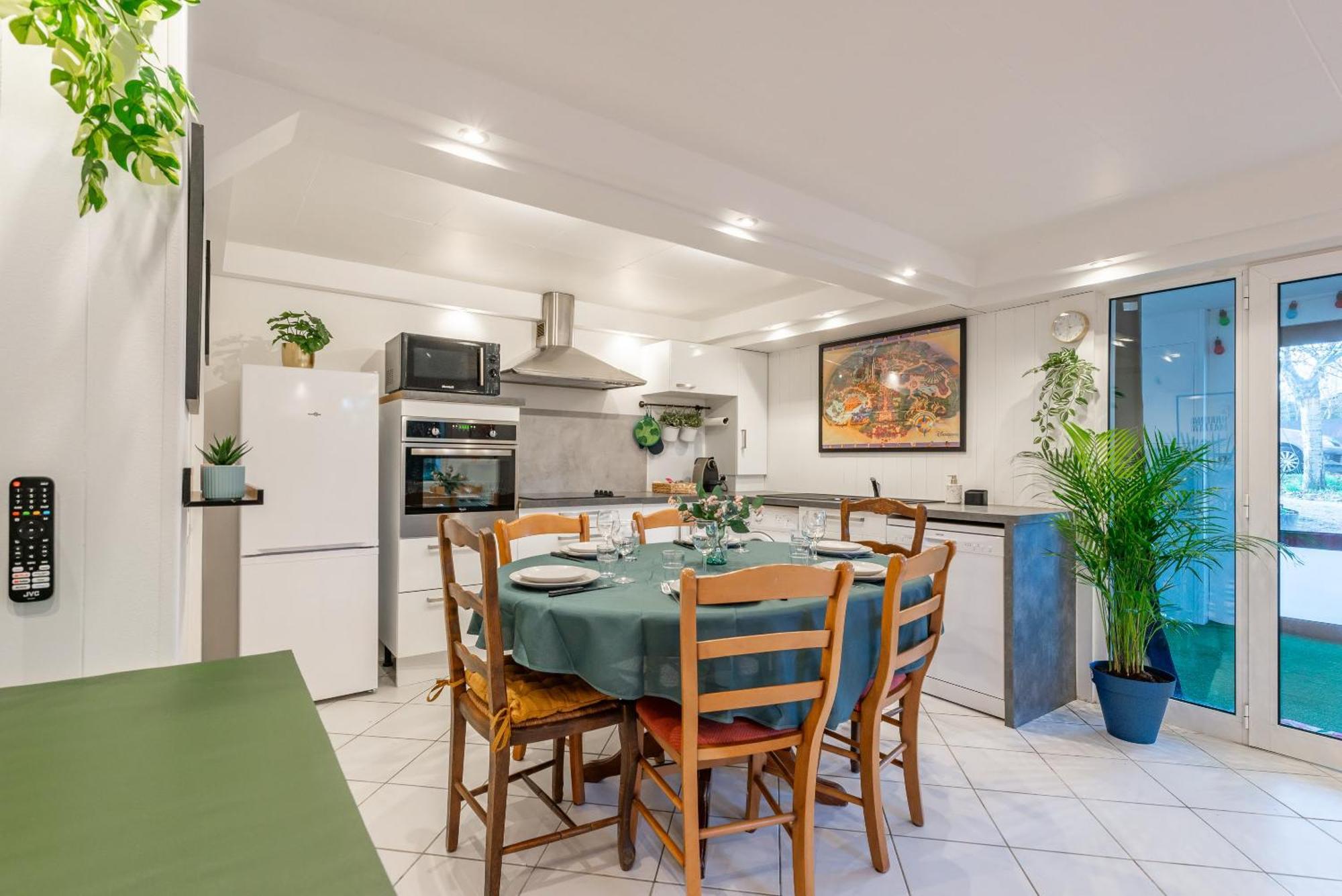 שסי L'Oasis - Disney 10Min - Paris - Vallee Village - Parking מראה חיצוני תמונה